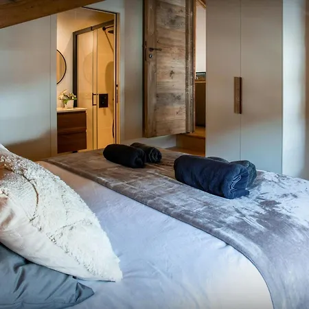 Backflip - Ovo Network Apartment *